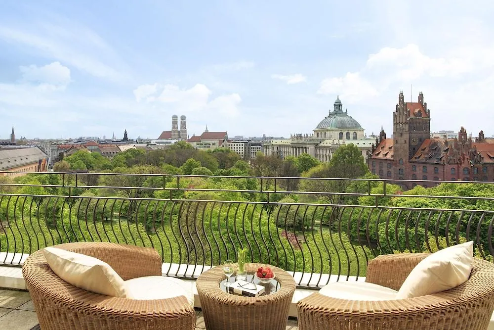 Rocco Forte The Charles Hotel München